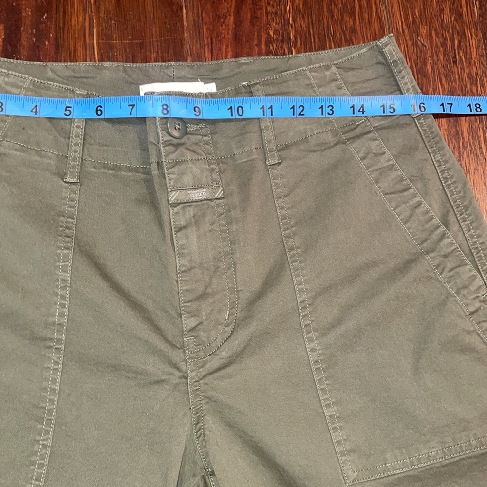 NWOT CLOSED Khaki Pants, Size 27 & 26 - Picture 6 of 13
